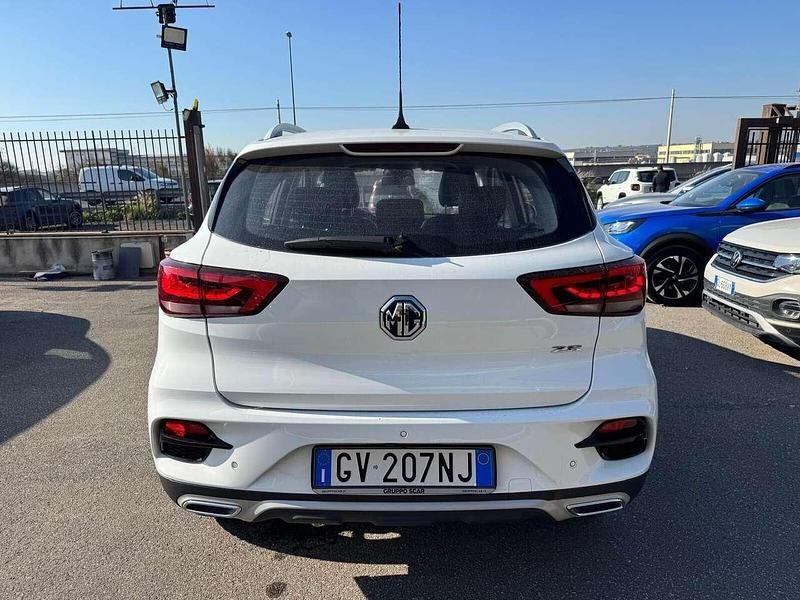 Usata MG ZS Luxury 106 CV (77 kW) 2024 Bianco SUV