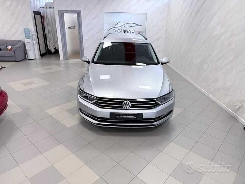 Usata VW Passat Highline 150 CV (110 kW) 2015 Grigio Station wagon