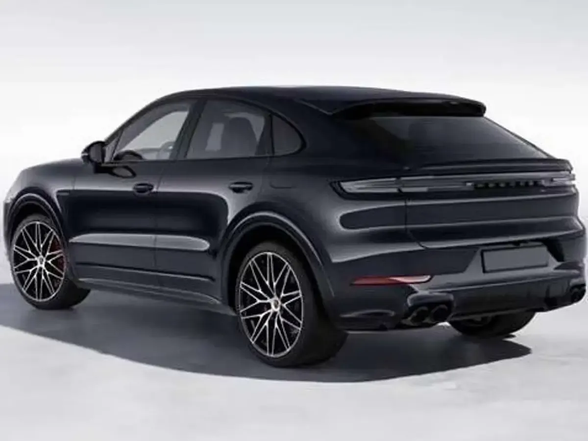Usata Porsche Cayenne S E-Hybrid 354 CV (260 kW) 2024 Nero cromite SUV