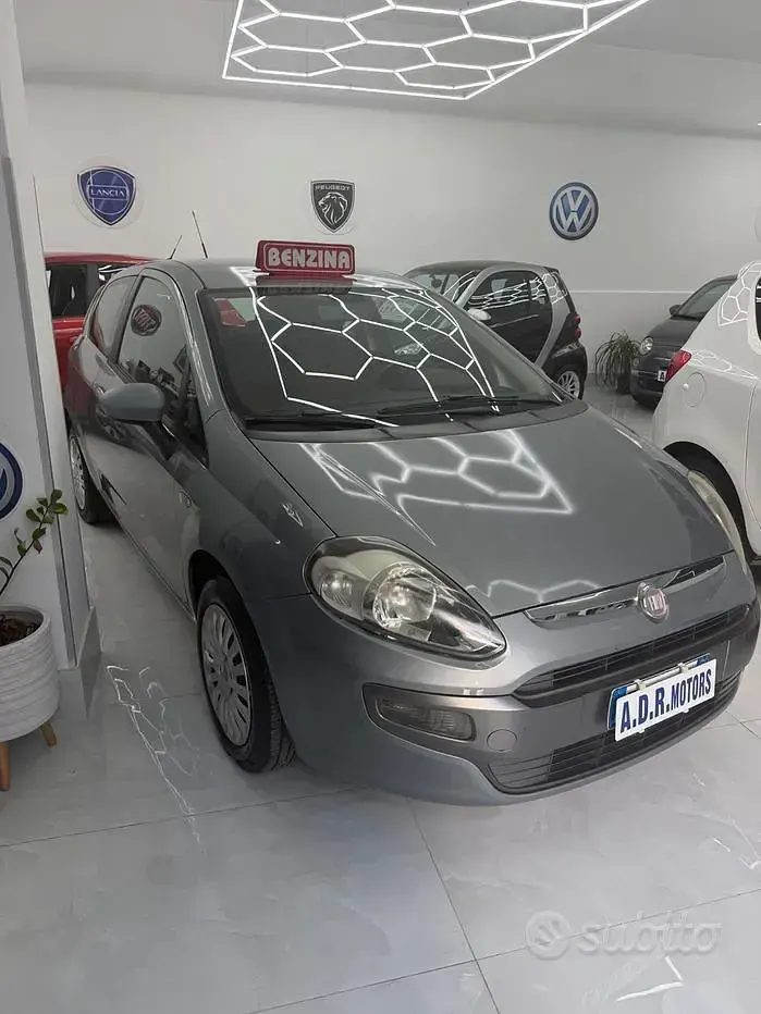 Usata Fiat Punto Evo Dynamic 65 CV (47 kW) 2010 Grigio Utilitaria