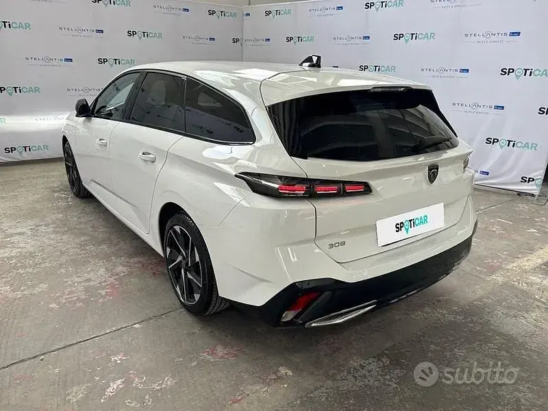 Usata Peugeot 308 SW Allure 131 CV (96 kW) 2023 Bianco Station wagon