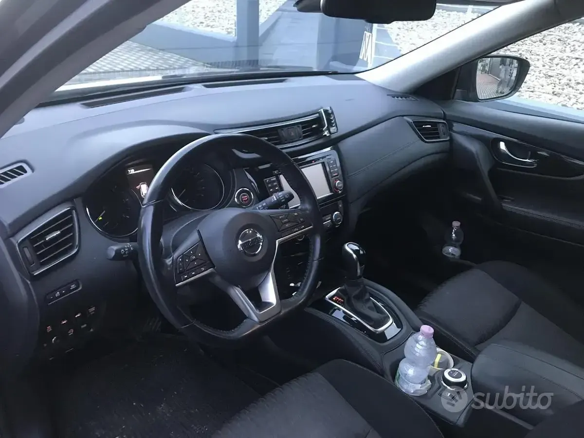 Usata Nissan X-Trail 177 CV (130 kW) 2017 Nero SUV