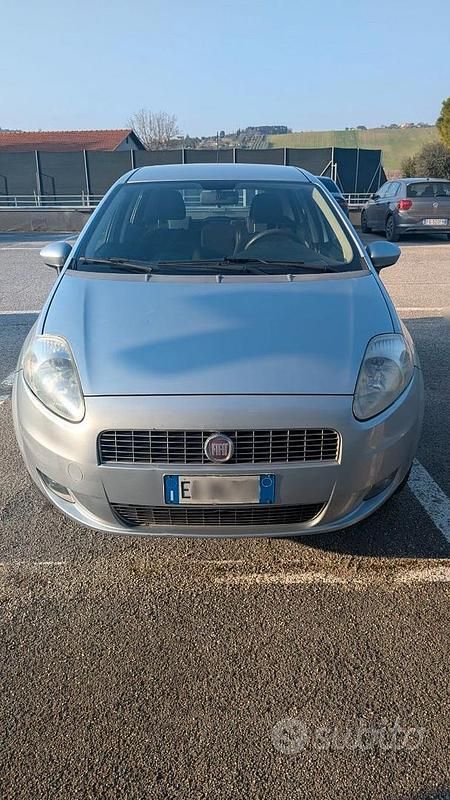 Usata Fiat Grande Punto 2009 Grigio Utilitaria