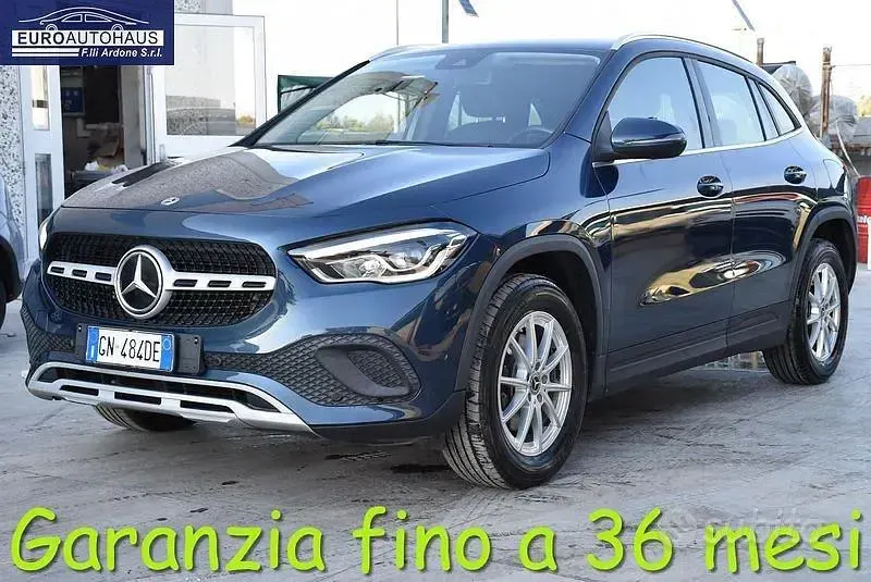 Usata Mercedes GLA200 Business 150 CV (110 kW) 2023 Bluazzurro SUV