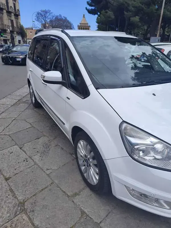 Usata Ford Galaxy Titanium 163 CV (119 kW) 2013 Bianco Monovolume