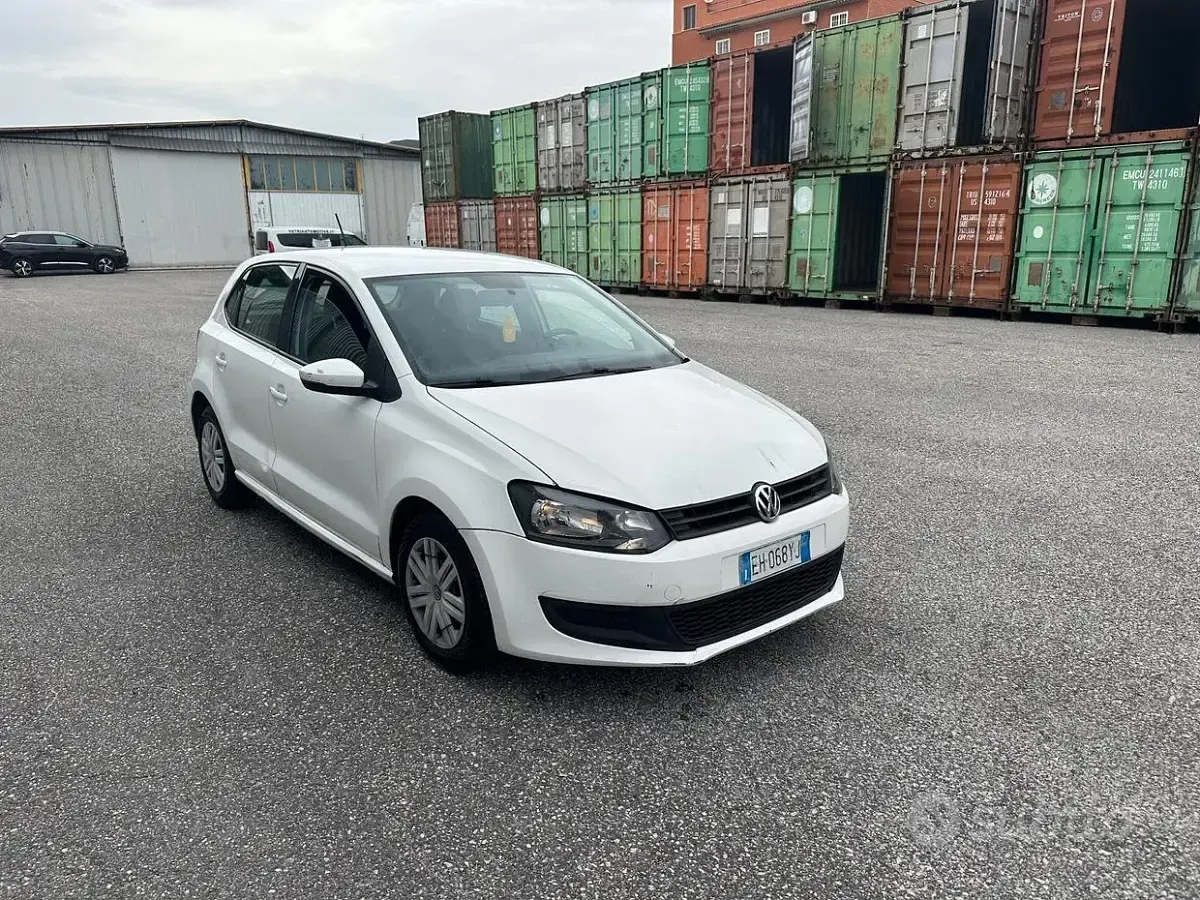 Usata VW Polo Trendline 75 CV (55 kW) 2012 Utilitaria