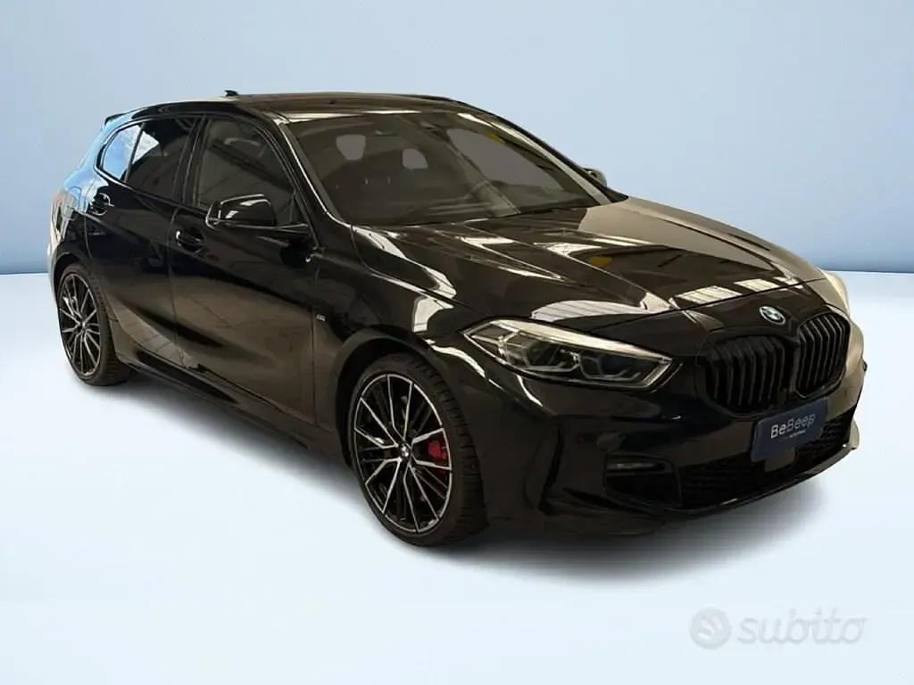 Usata BMW 120 M Sport 190 CV (139 kW) 2023 Nero Utilitaria