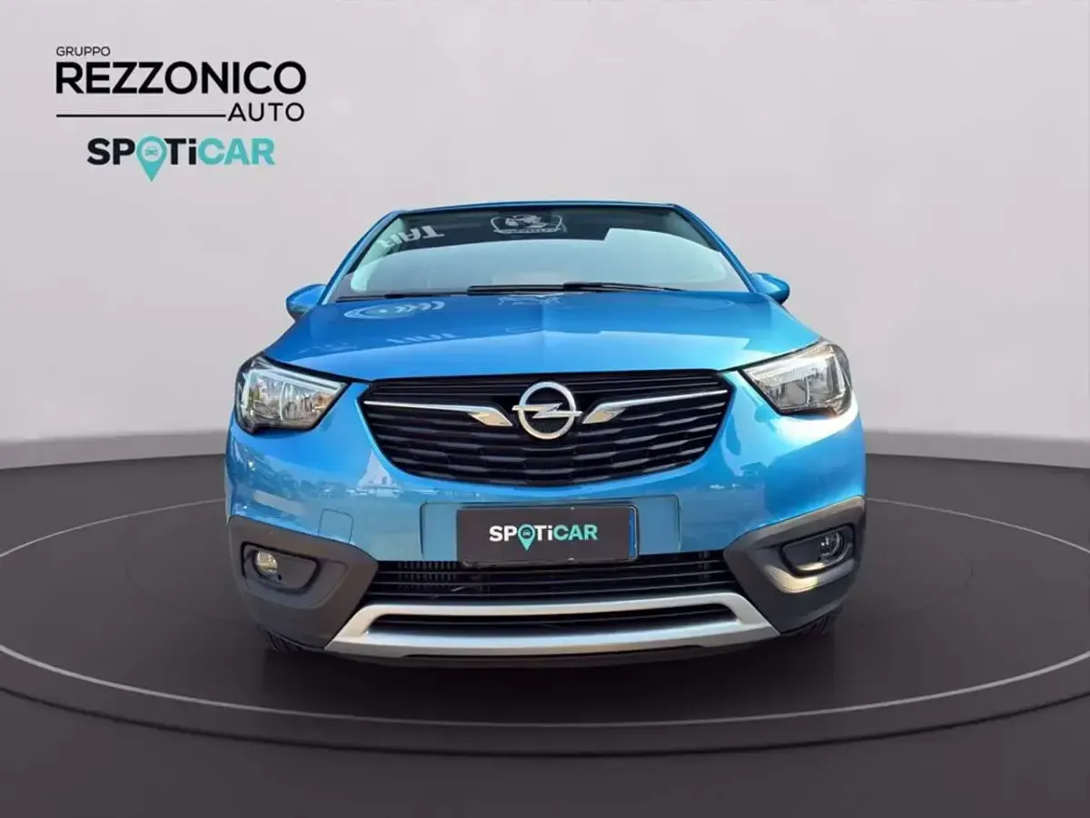 Usata Opel Crossland X Innovation 110 CV (80 kW) 2020 Azzurro metallizzato SUV