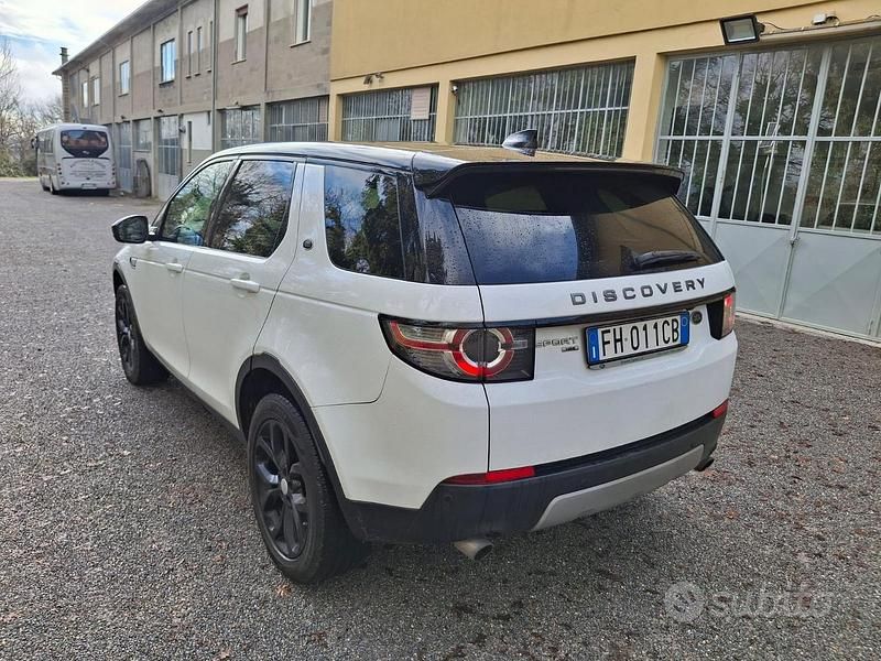 Usata Land Rover Discovery 5 180 CV (132 kW) 2017 Bianco SUV