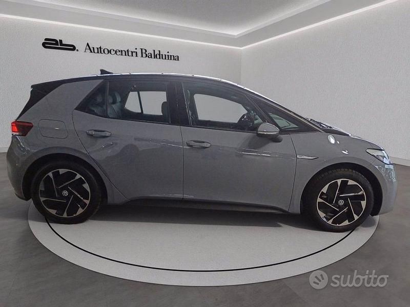Usata VW ID.3 Pro Performance 150 kW (204 CV) 2023 Nero Utilitaria