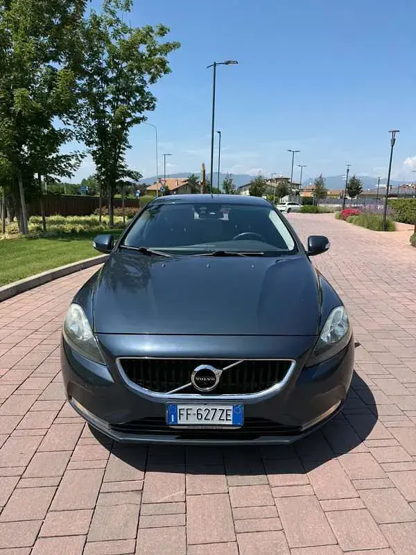 Usata Volvo V40 114 CV (83 kW) 2016 Berlina