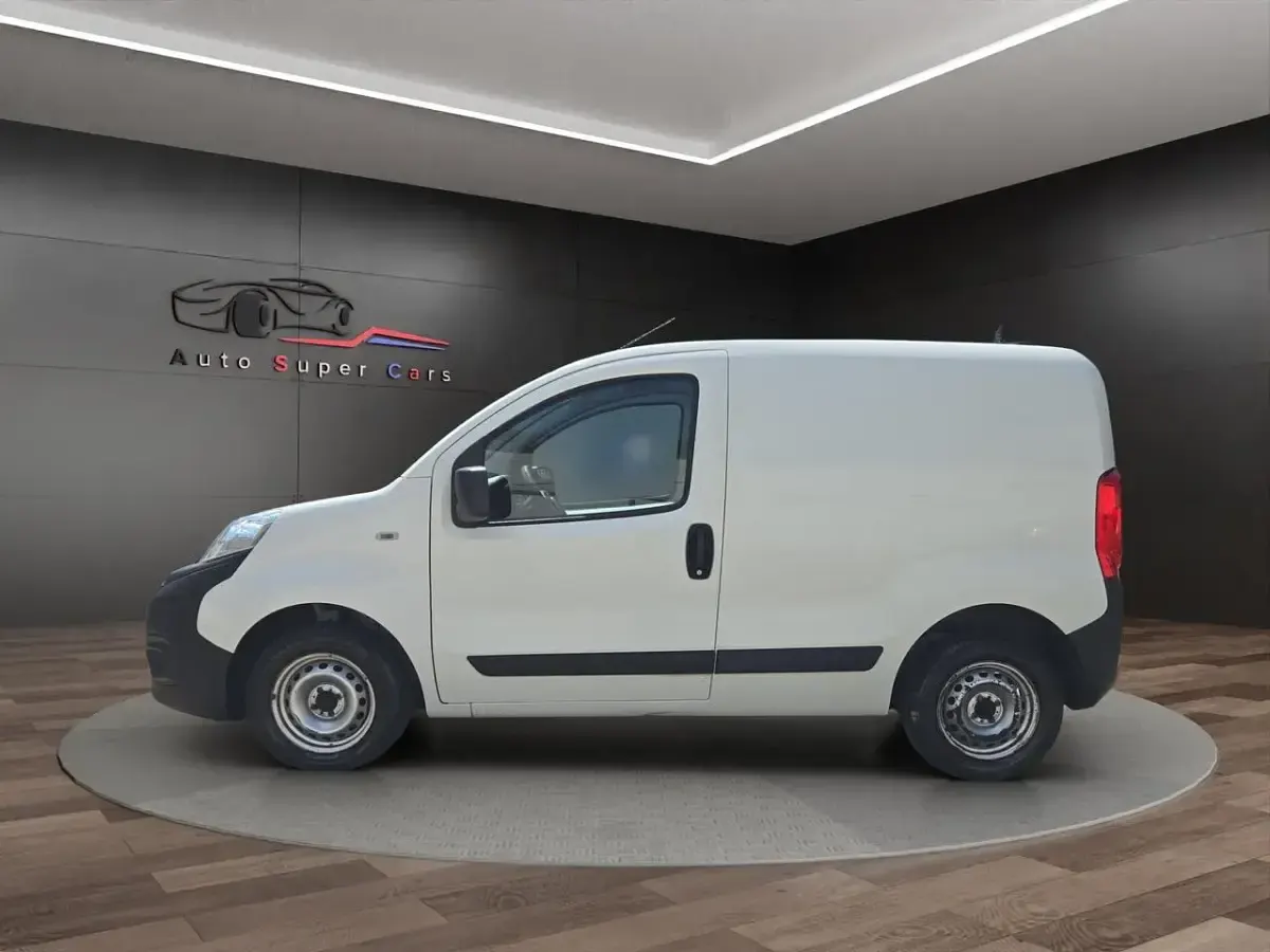 Usata Fiat Fiorino 80 CV (58 kW) 2018 Bianco Monovolume