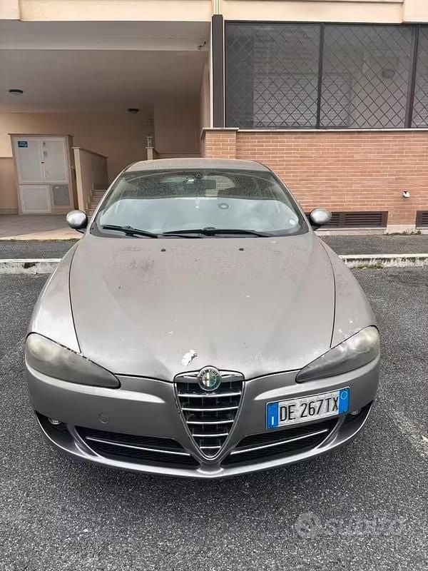 Usata Alfa Romeo 147 2007 Grigio Utilitaria