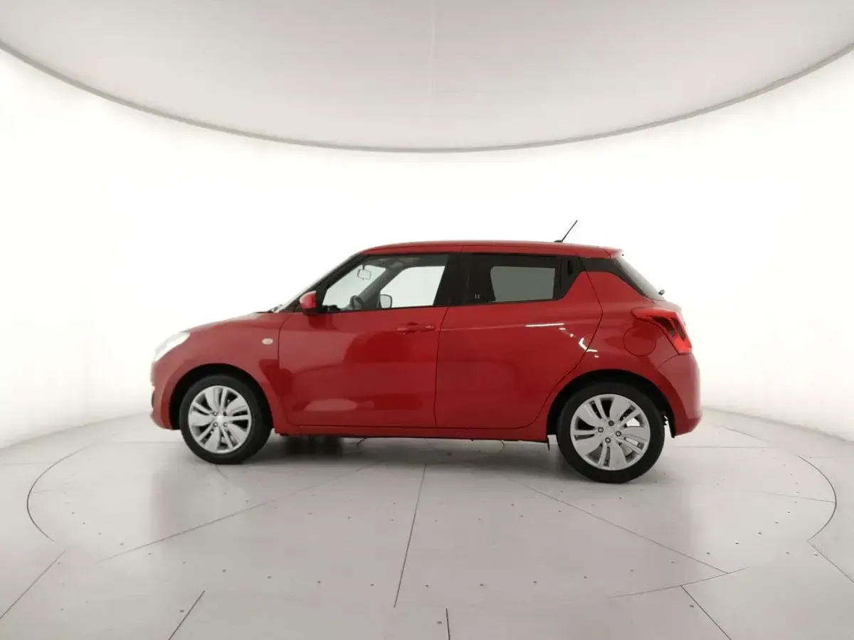 Usata Suzuki Swift Cool 90 CV (66 kW) 2018 Rosso Utilitaria