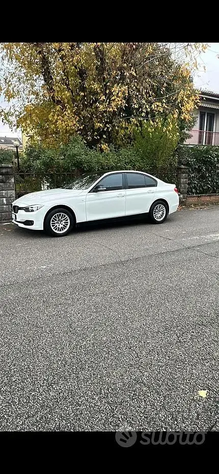 Usata BMW 316 116 CV (85 kW) 2013 Bianco Berlina