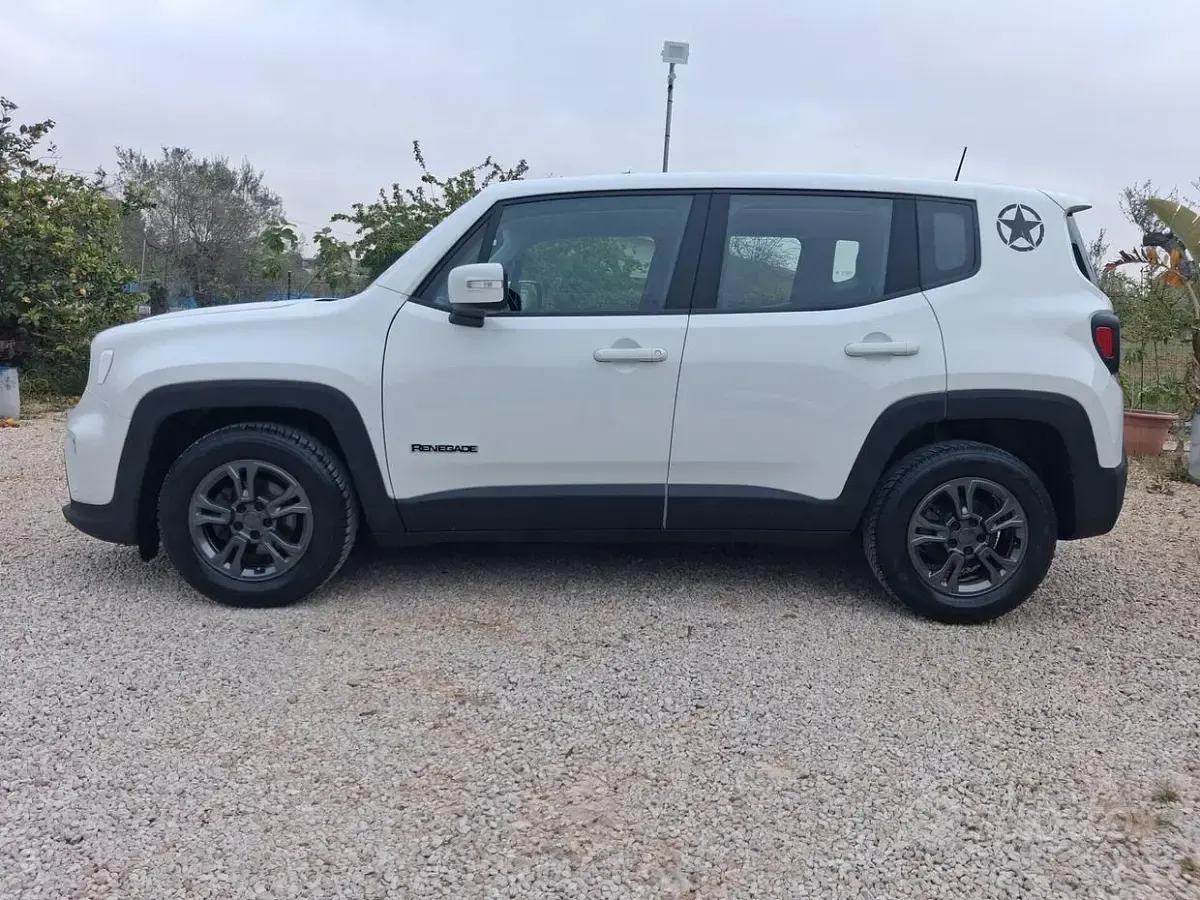 Usata Jeep Renegade Longitude 120 CV (88 kW) 2021 Bianco SUV