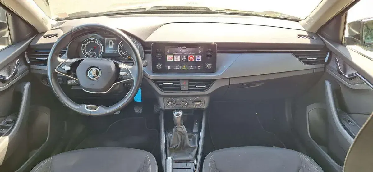 Usata Skoda Kamiq Sport 90 CV (66 kW) 2021 Nero pastello SUV