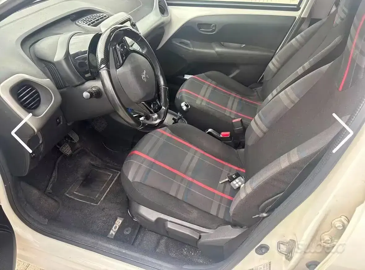Usata Peugeot 108 69 CV (50 kW) 2016 Bianco Berlina