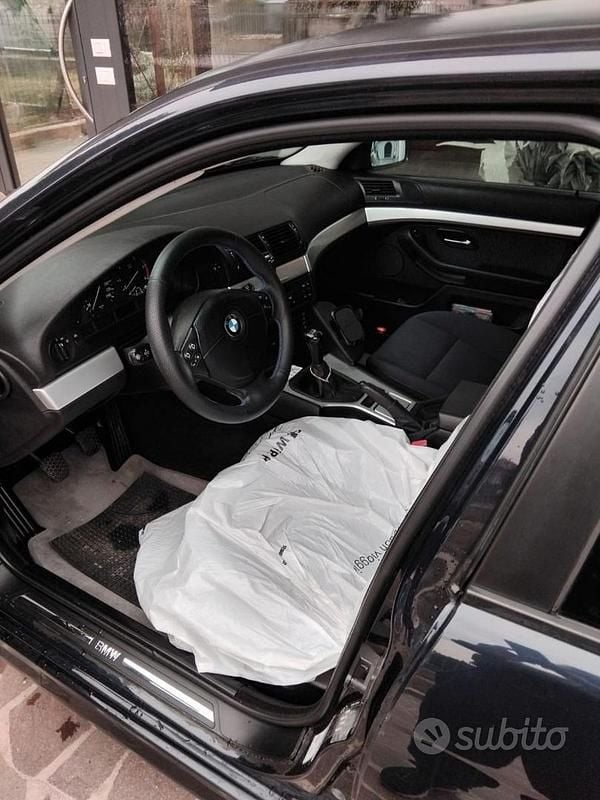 Usata BMW 530 2000 Blu Berlina