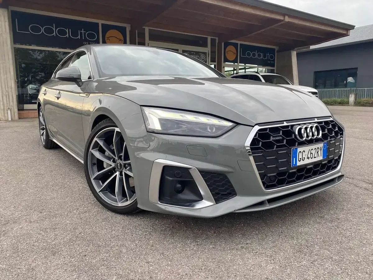 Usata Audi A5 Sportback S-Line 204 CV (150 kW) 2021 Grigio Utilitaria