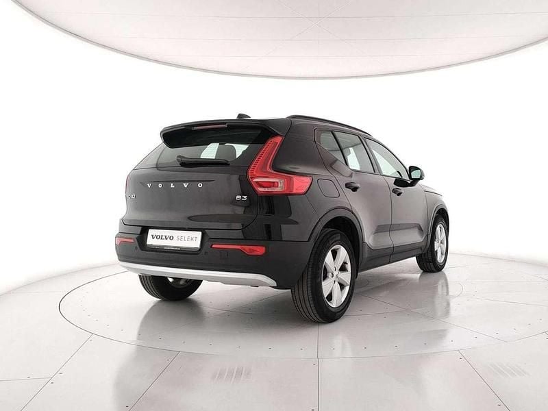 Usata Volvo XC40 163 CV (119 kW) 2023 Nero SUV