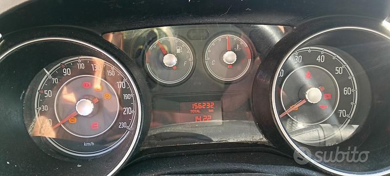 Usata Fiat Punto Evo 95 CV (69 kW) 2011 Grigio Utilitaria