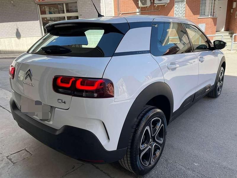 Usata Citroën C4 Shine 102 CV (75 kW) 2020 Bianco SUV