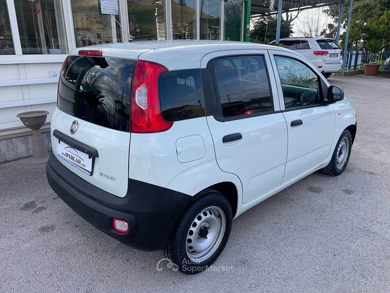 Usata Fiat Panda Pop 71 CV (52 kW) 2021 Bianco Furgone