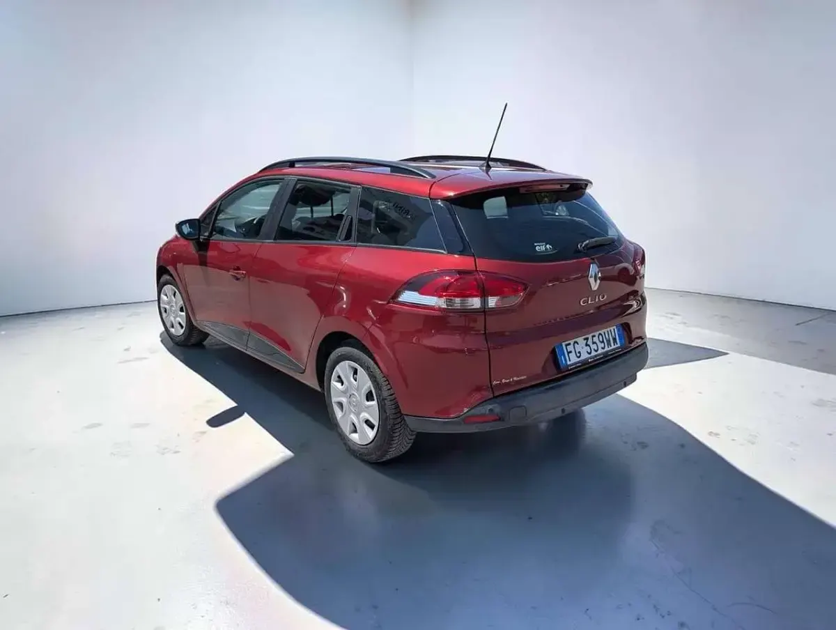 Usata Renault Clio Life 73 CV (53 kW) 2017 Rosso Station wagon