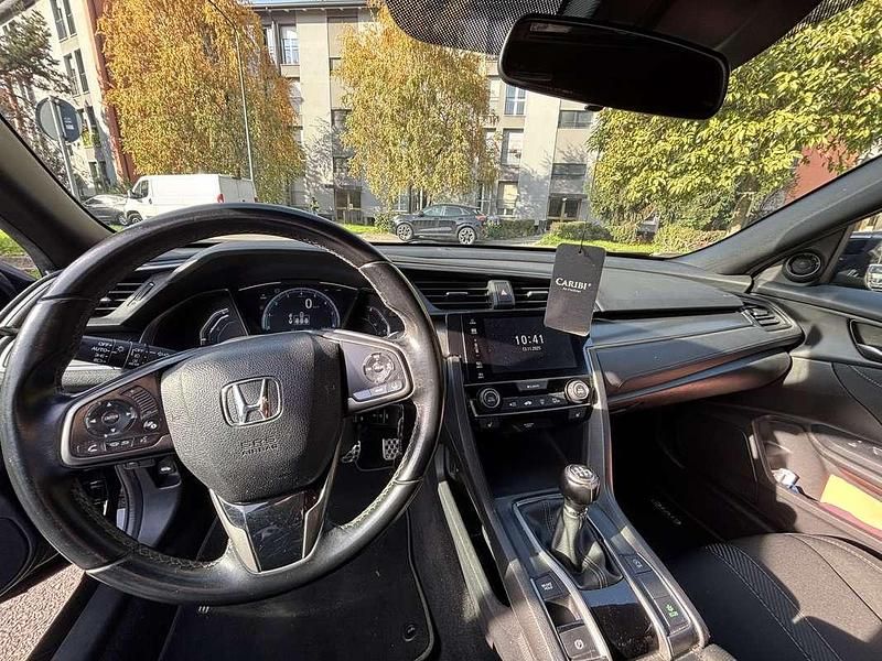 Usata Honda Civic Elegance 125 CV (91 kW) 2018 Nero Berlina