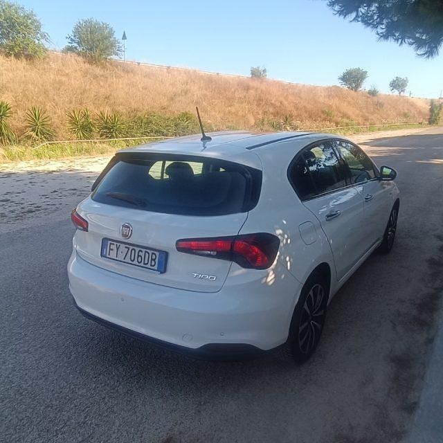 Usata Fiat Tipo Lounge 95 CV (69 kW) 2019 Bianco Berlina