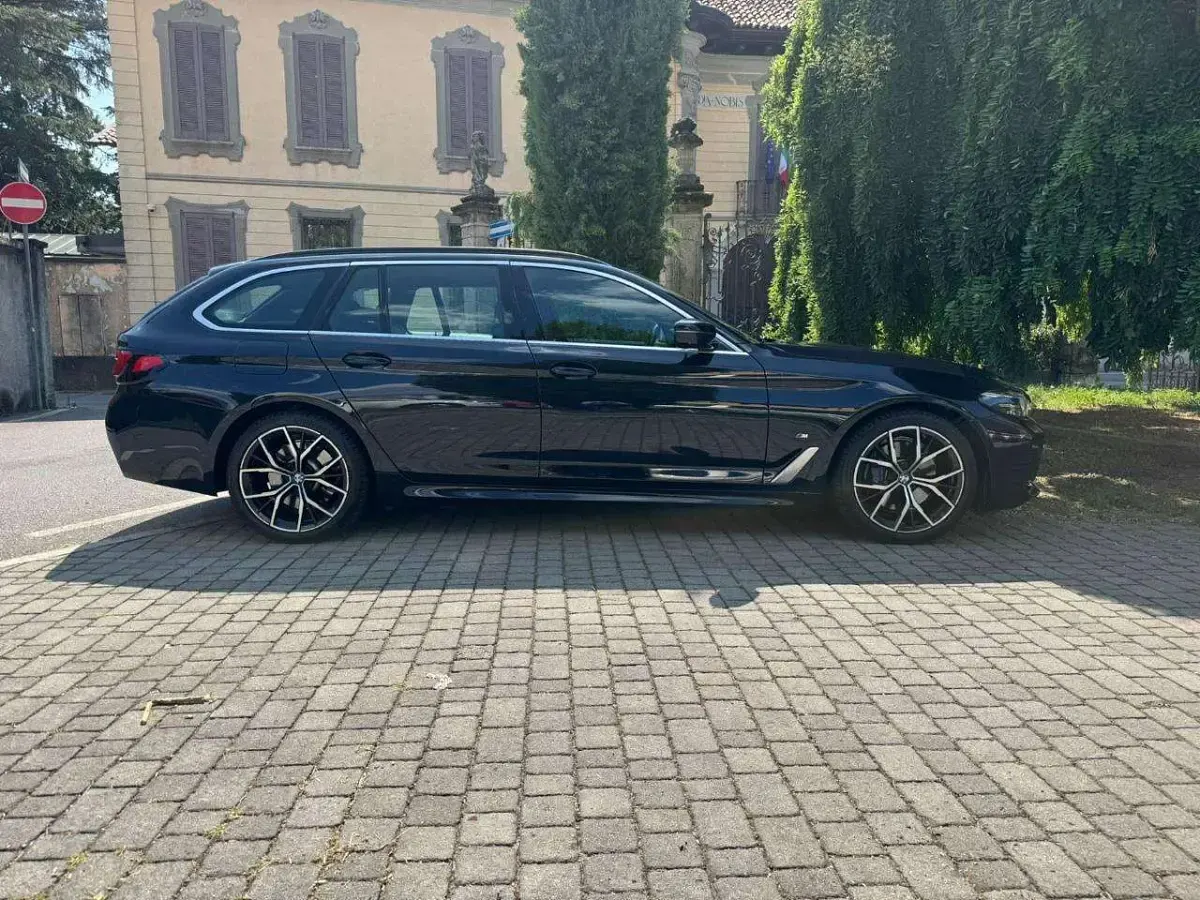 Usata BMW 520 M Sport 190 CV (139 kW) 2020 Nero Station wagon