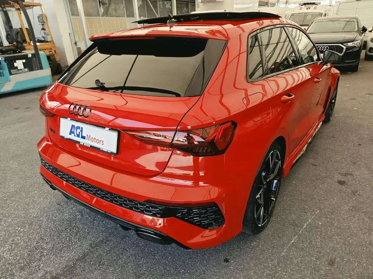 Usata Audi RS3 Ambiente 400 CV (294 kW) 2022 Rosso Berlina