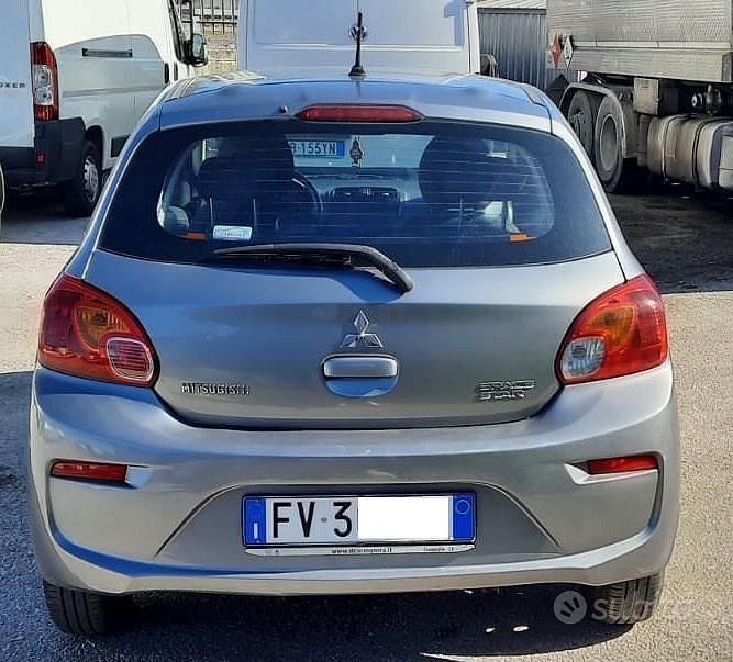 Usata Mitsubishi Space Star Invite 71 CV (52 kW) 2019 Grigio Utilitaria