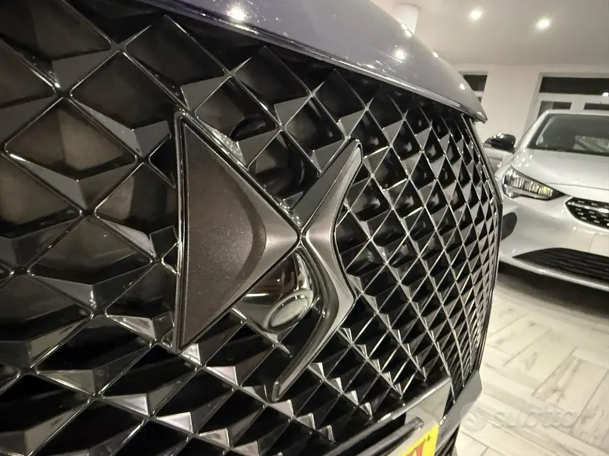 Usata DS Automobiles DS7 Crossback Performance 131 CV (96 kW) 2023 Blu SUV