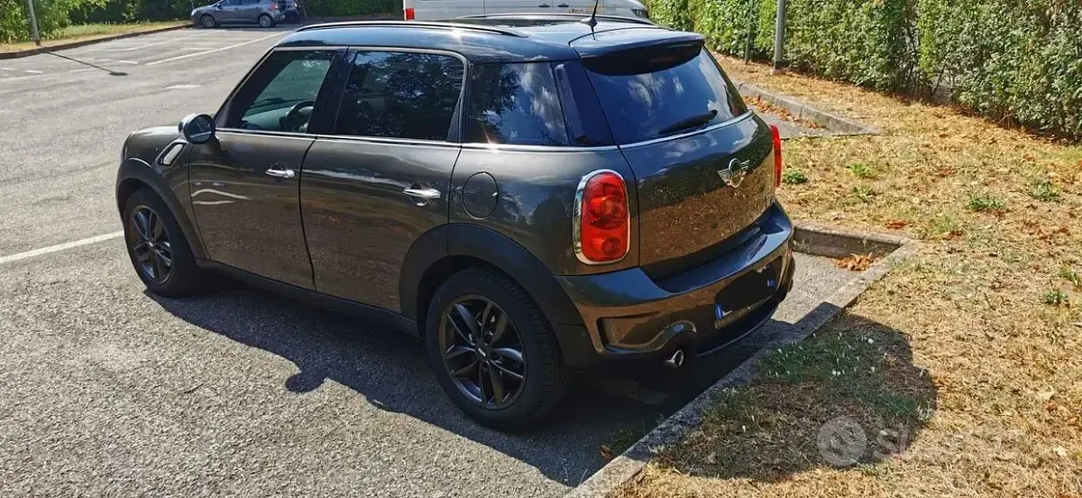 Usata Mini Cooper SD Countryman 143 CV (105 kW) 2011 Grigio SUV