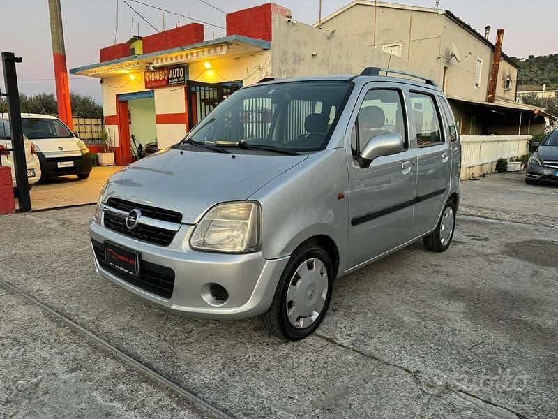 Usata 2007 Opel Agila Due volumi | 2899 € (Ottimo prezzo) - Immagine 1/4
