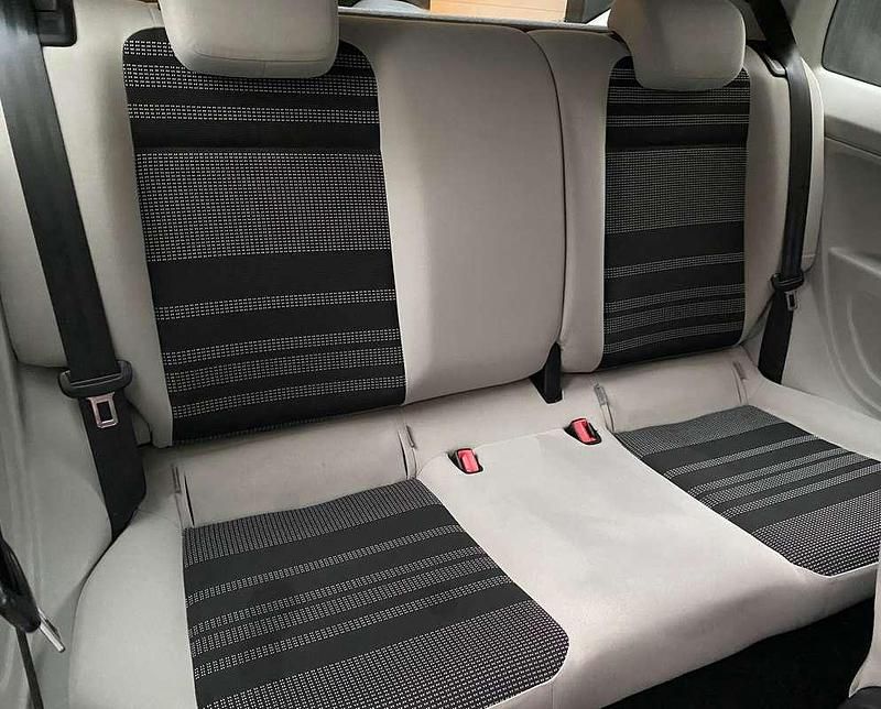 Usata Seat Mii Style 75 CV (55 kW) 2012 Bianco Utilitaria