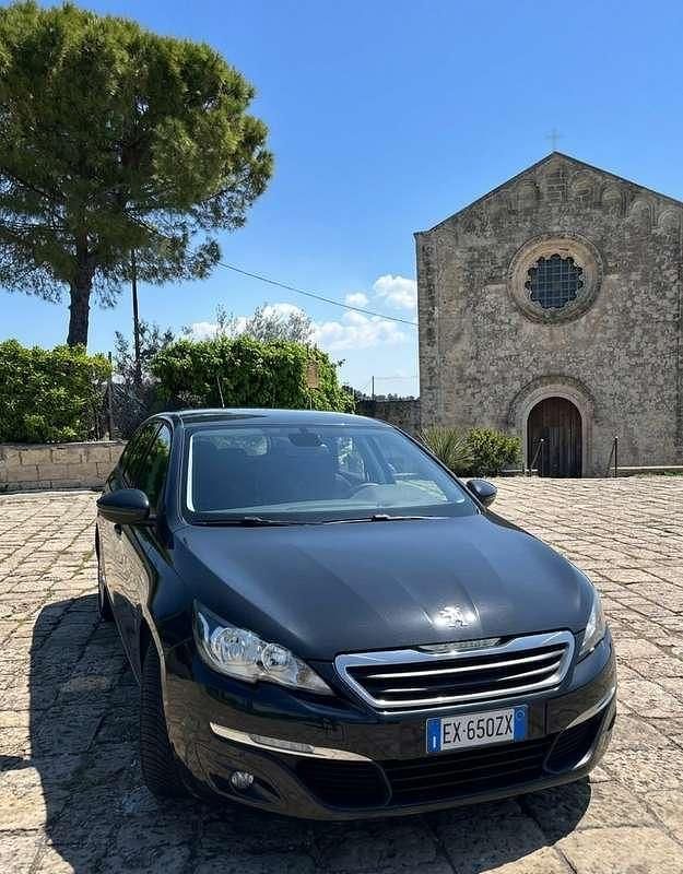 Usata Peugeot 308 SW Business-Line 120 CV (88 kW) 2015 Station wagon