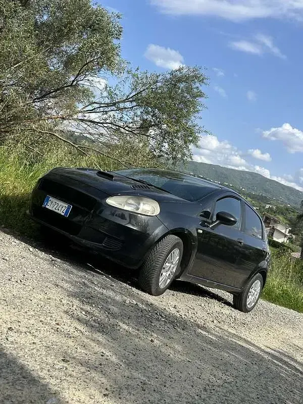 Usata Fiat Grande Punto Active 75 CV (55 kW) 2006 Utilitaria