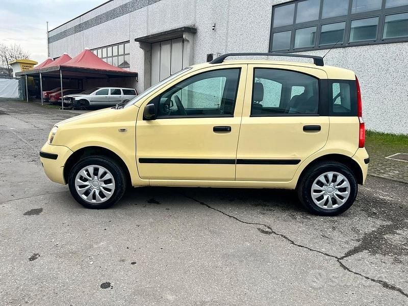 Usata Fiat Panda Dynamic 60 CV (44 kW) 2007 Giallo Utilitaria