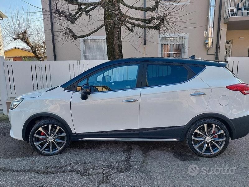 Usata DR DR 4.0 114 CV (83 kW) 2019 Bianco SUV