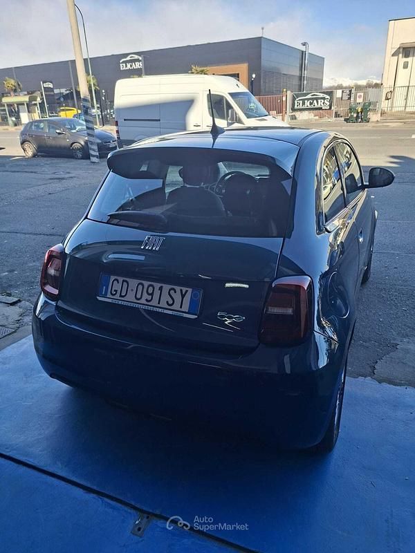 Usata Fiat 500e Opening Edition 42 kW (58 CV) 2020 Verde Berlina