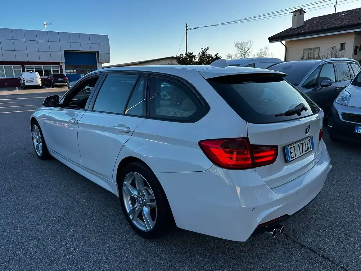 Usata BMW 330 M Sport 258 CV (189 kW) 2013 Bianco Station wagon