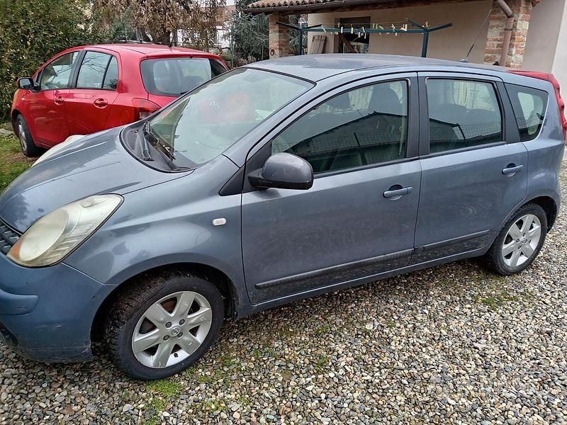 Usata Nissan Note 110 CV (80 kW) 2006 Utilitaria