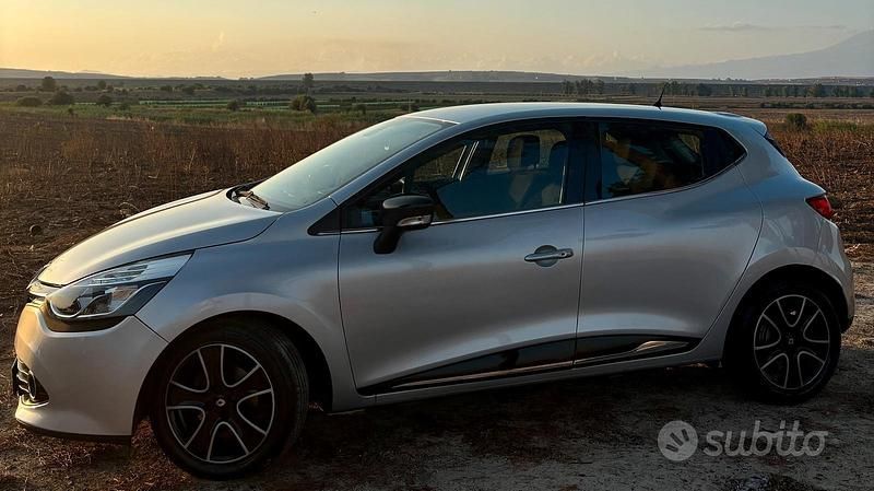 Usata Renault Clio IV 75 CV (55 kW) 2016 Grigio Utilitaria