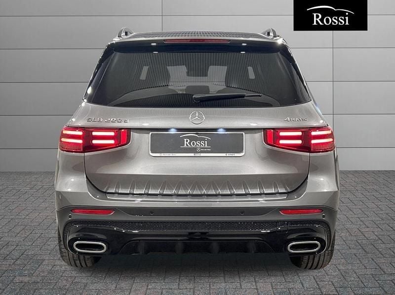 Usata Mercedes GLB200 AMG Line Premium Plus 150 CV (110 kW) 2024 Grigio medio metallizzato SUV