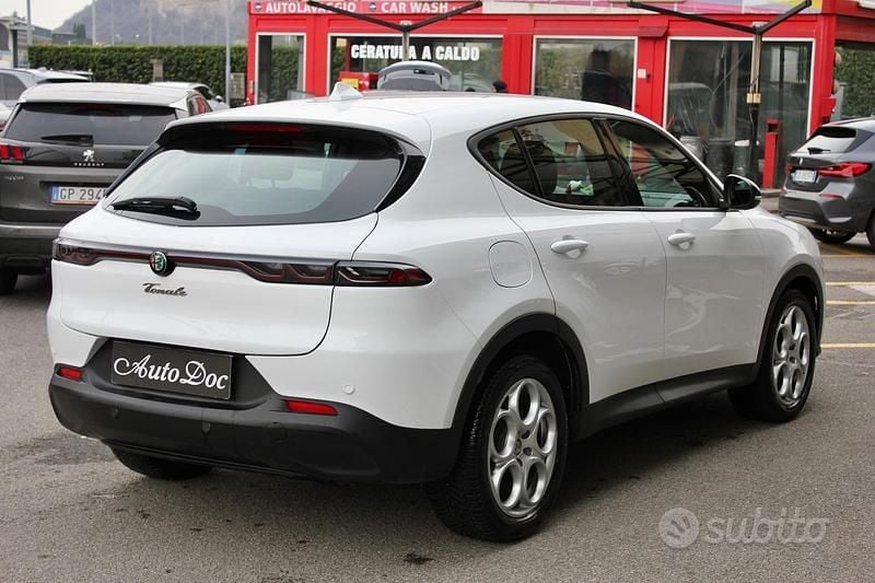 Usata Alfa Romeo Tonale Super 131 CV (96 kW) 2023 Bianco SUV