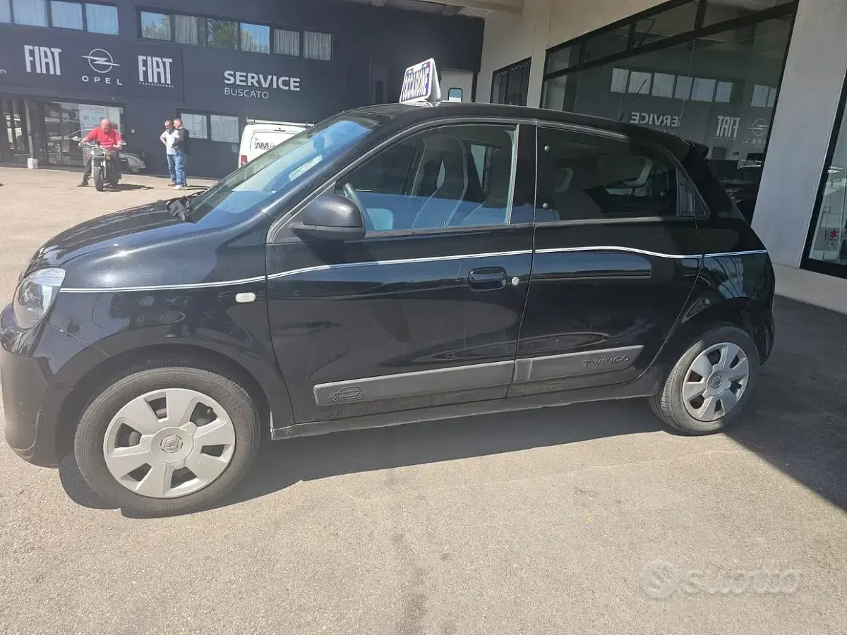 Usata Renault Twingo 69 CV (50 kW) 2016 Nero Utilitaria