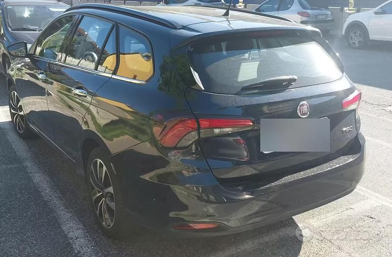 Usata Fiat Tipo Wagon 120 CV (88 kW) 2017 Blu Station wagon